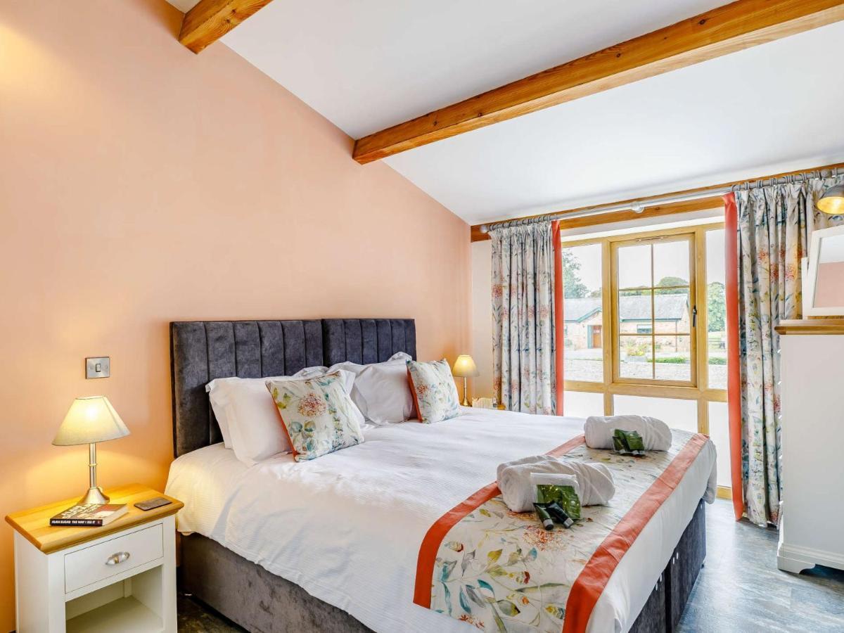 2 Bed In 85510 Holiday home